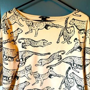 H&M top quarter length sleeves.